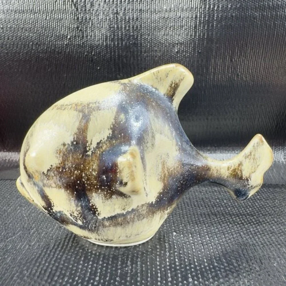 Vintage Hand Made Stoneware Pottery Piranha Fish Figurine Brown Glaze Figure VTG